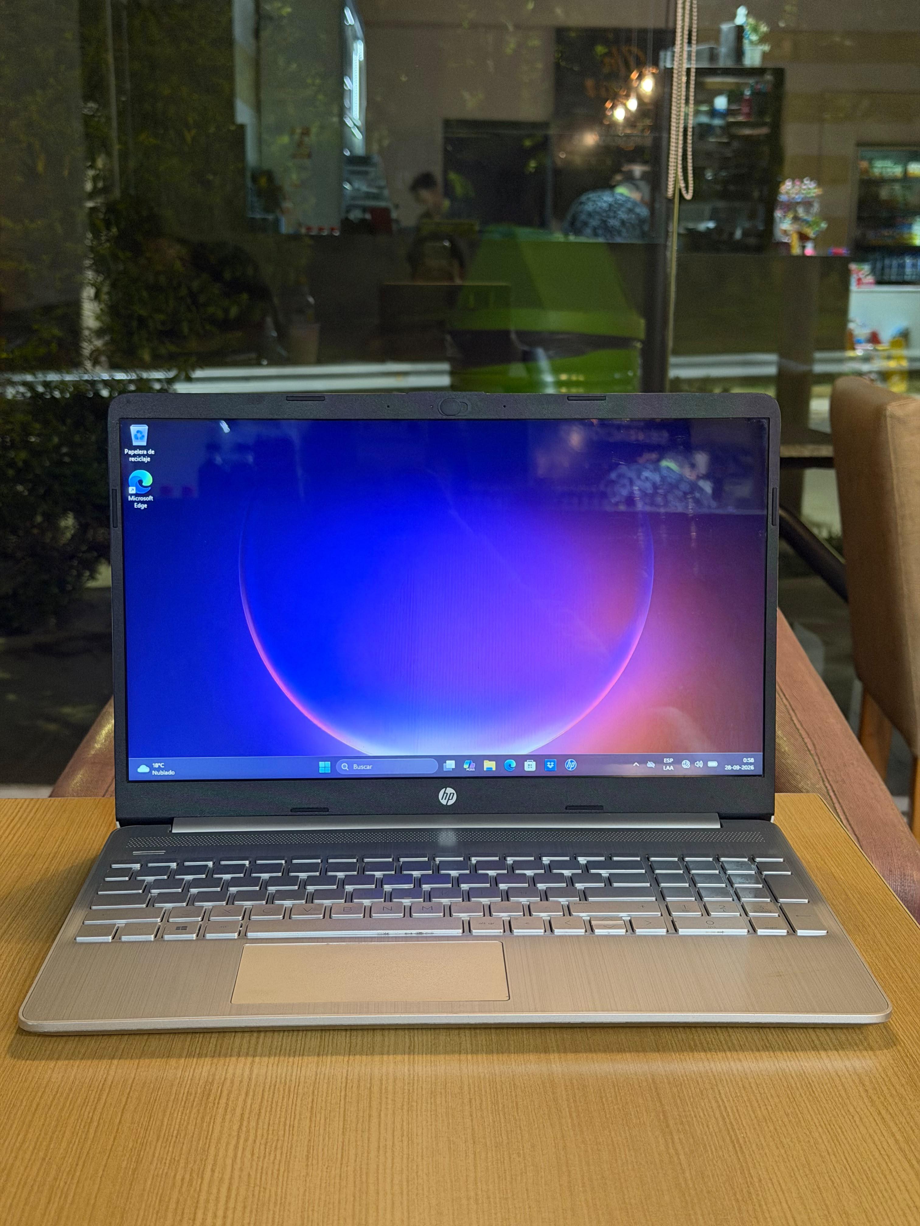 HP ProBook — imagen 1 de 3
